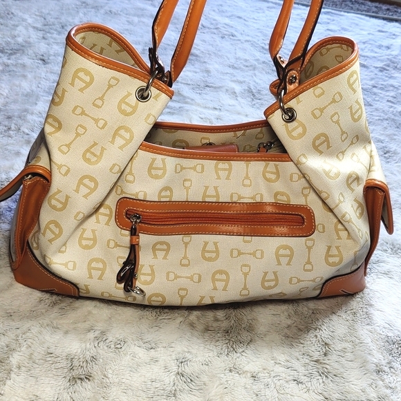 Etienne Aigner Brown and Cream Logo Canvas and Faux Leather Large Tote Bag - Picture 2 of 15